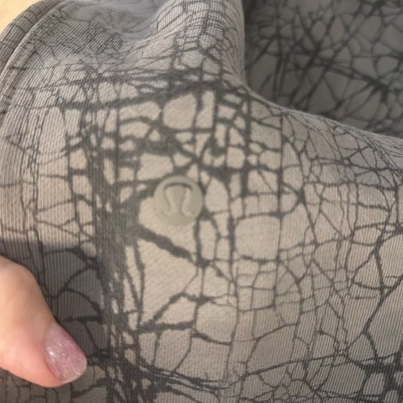 Lululemon Warm Down Jogger *7/8 Length Thread Dye Rover Black size 4 - Picture 10 of 11